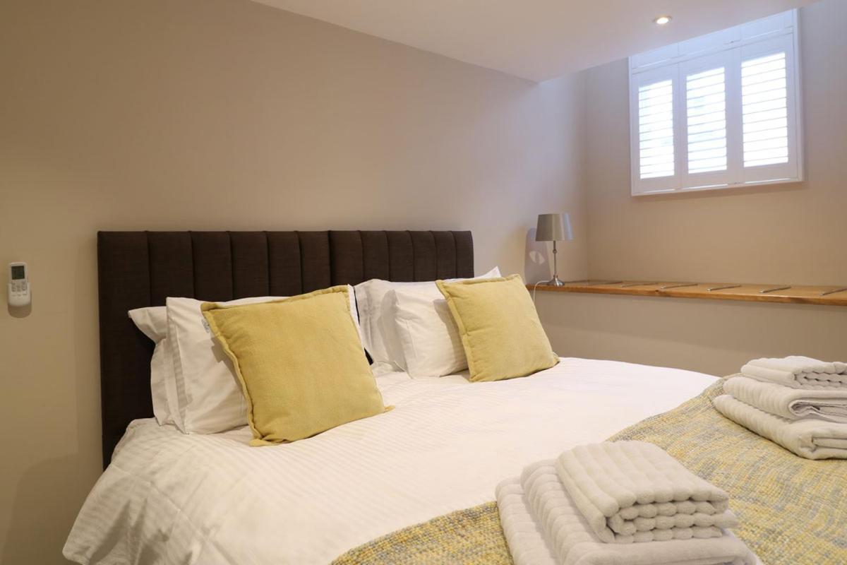 Ashbourne Luxury Suites מראה חיצוני תמונה