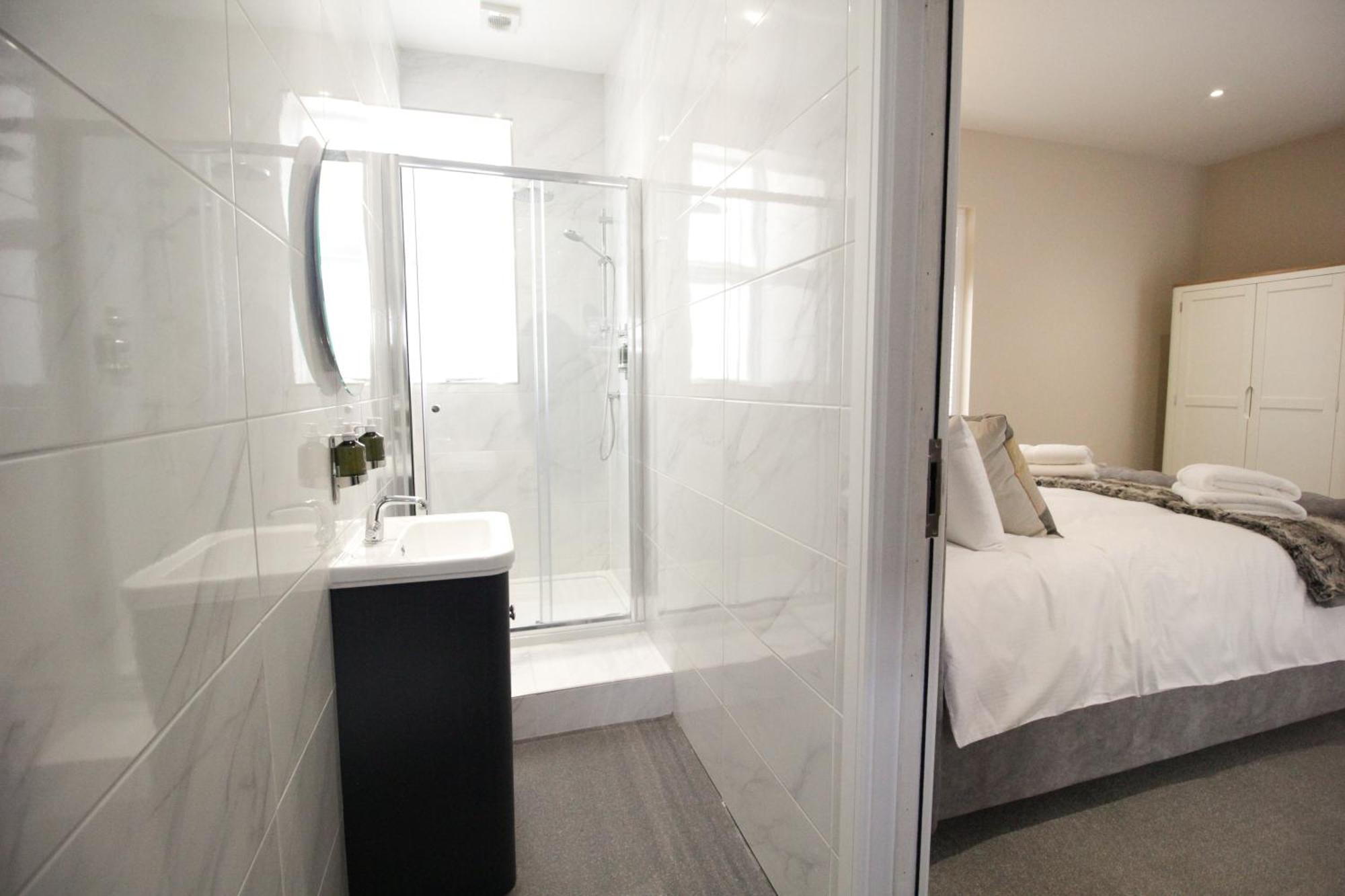 Ashbourne Luxury Suites מראה חיצוני תמונה